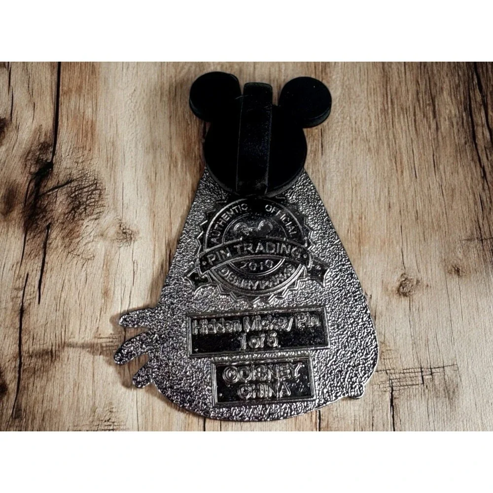 Nightmare Before Christmas Jack Skellington Face Candy Corn Disney Park Pin - Picture 2 of 3